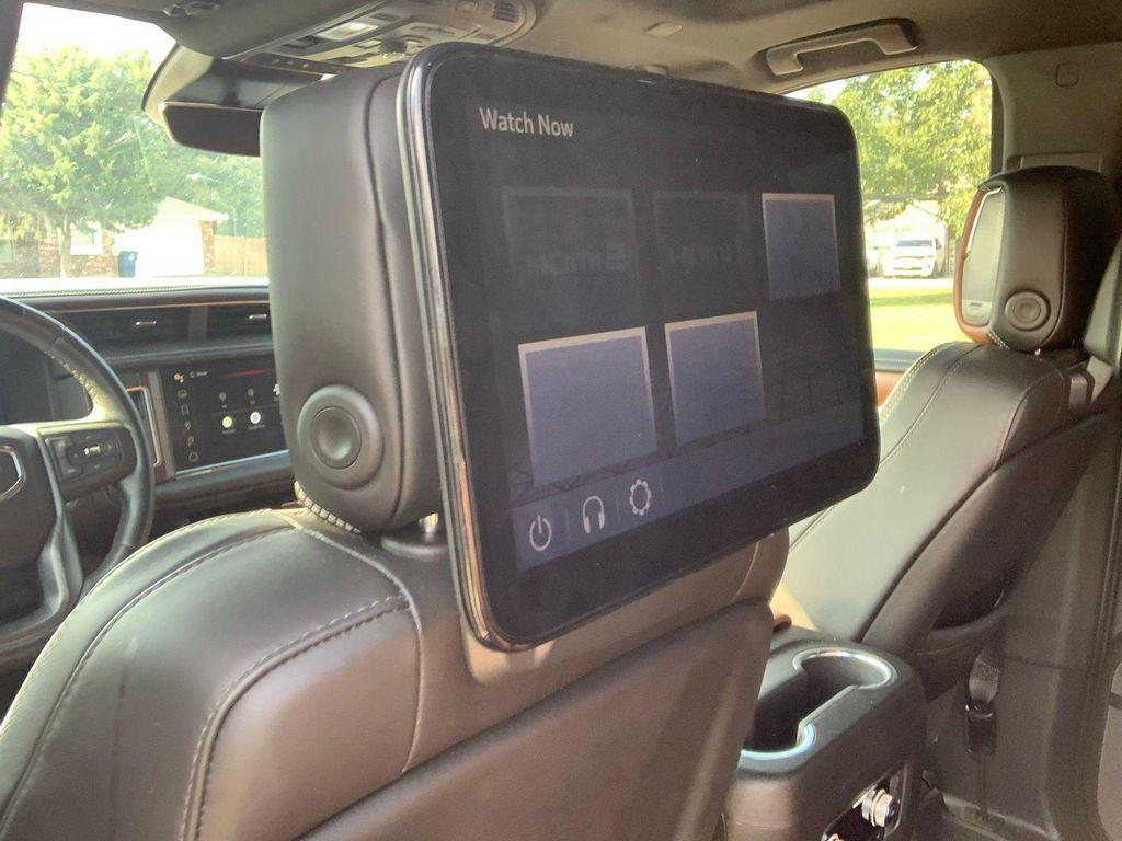 used 2023 GMC Yukon car, priced at $73,101