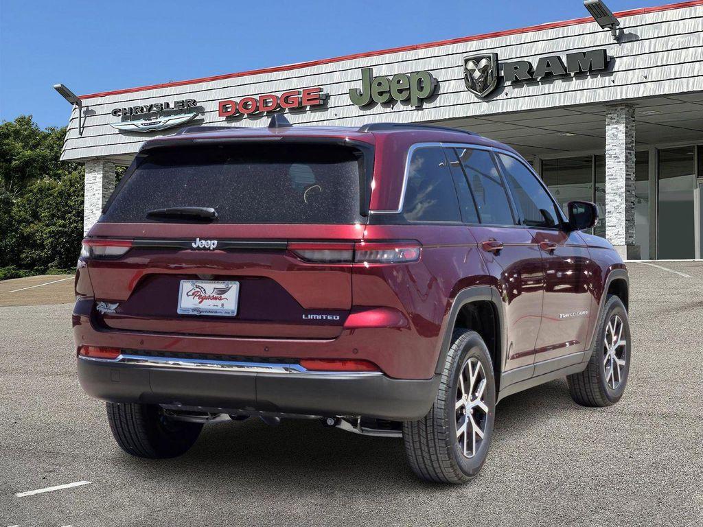 new 2025 Jeep Grand Cherokee car, priced at $40,426