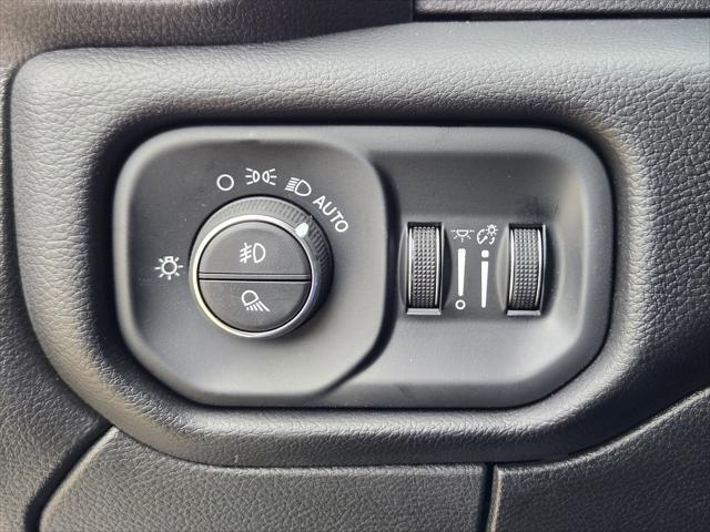 new 2025 Ram 2500 car, priced at $72,631