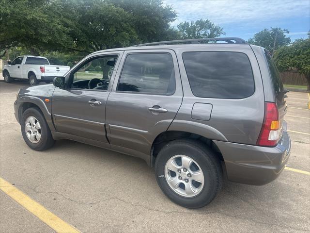 used 2004 Mazda Tribute car, priced at $7,777