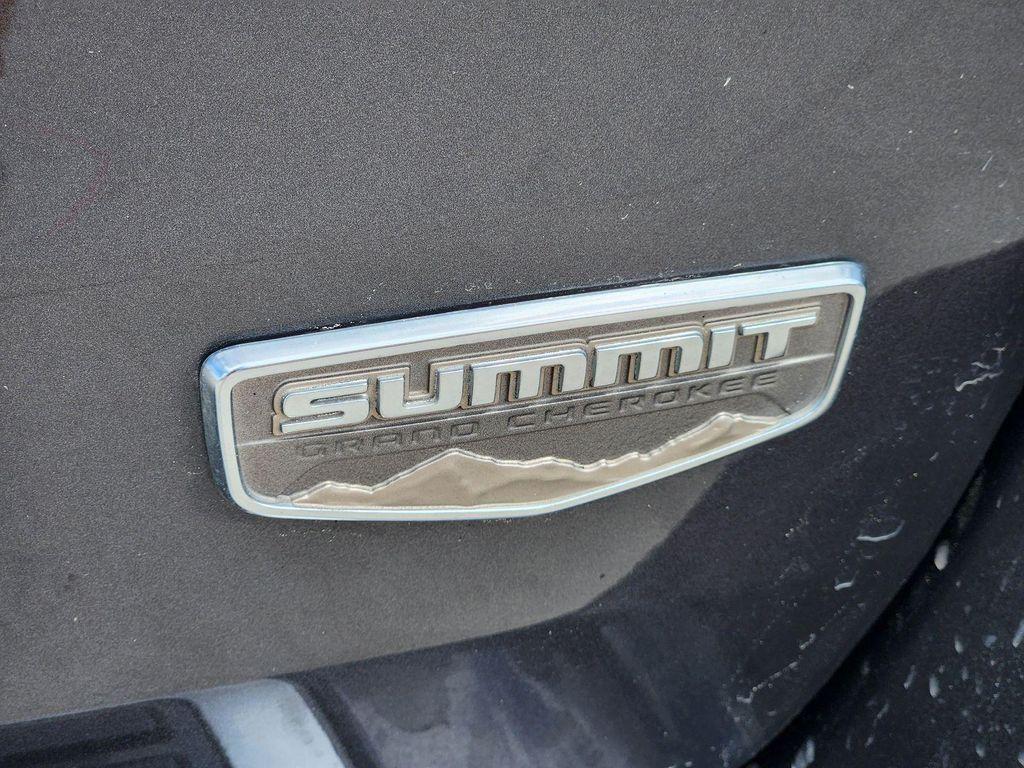 used 2017 Jeep Grand Cherokee car, priced at $17,502