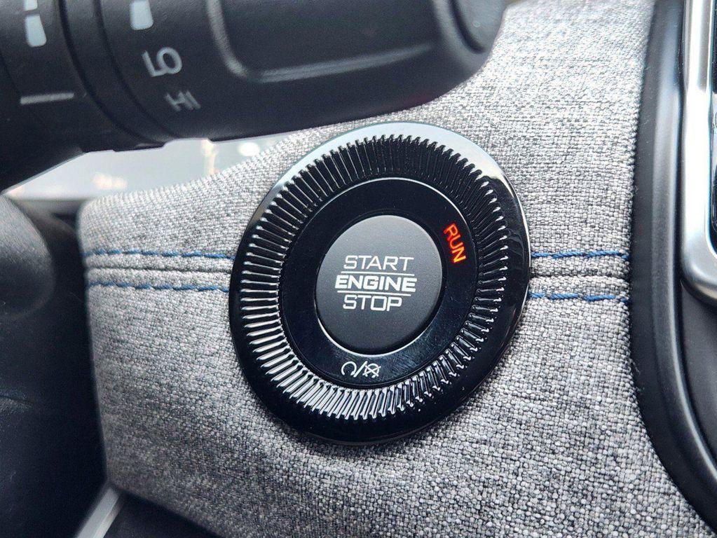 new 2025 Jeep Compass car, priced at $27,931