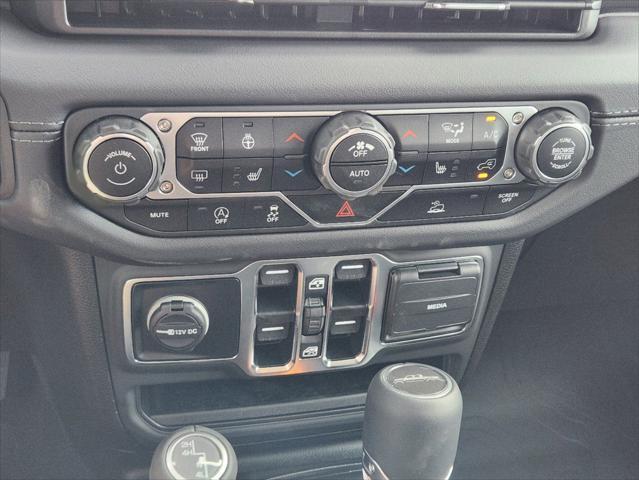 new 2025 Jeep Gladiator car, priced at $40,139