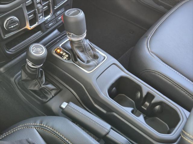new 2025 Jeep Gladiator car, priced at $45,684