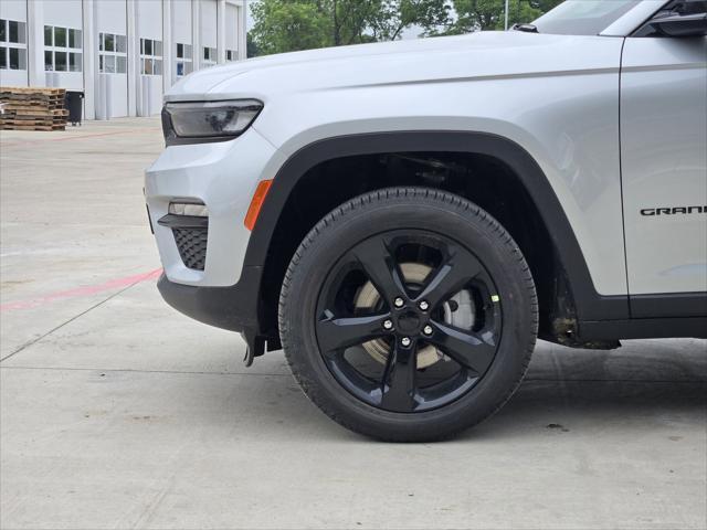 new 2025 Jeep Grand Cherokee car, priced at $45,360