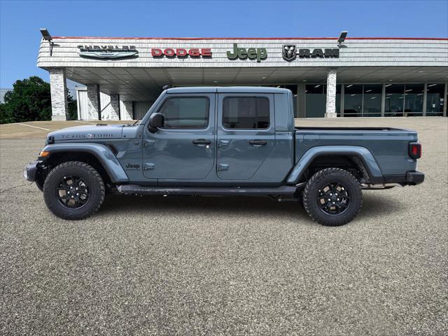 new 2025 Jeep Gladiator car, priced at $44,389