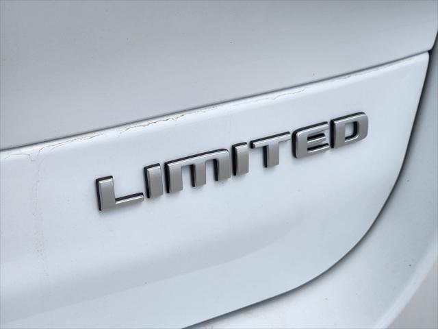new 2025 Jeep Grand Cherokee L car, priced at $44,951