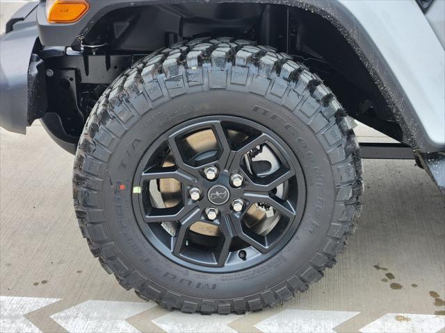 new 2025 Jeep Gladiator car, priced at $43,794
