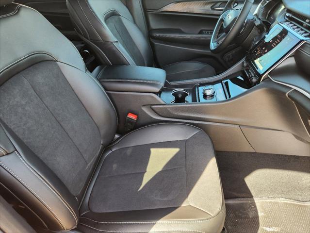 new 2025 Jeep Grand Cherokee L car, priced at $40,511