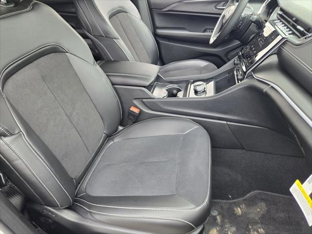 new 2025 Jeep Grand Cherokee L car, priced at $38,398
