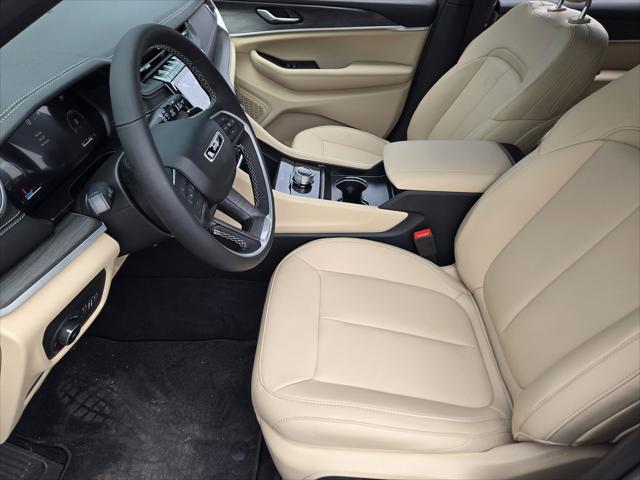 new 2025 Jeep Grand Cherokee L car, priced at $41,247