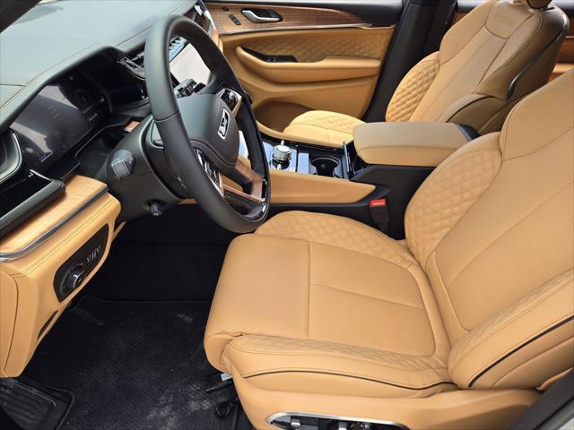 new 2025 Jeep Grand Cherokee L car, priced at $57,501