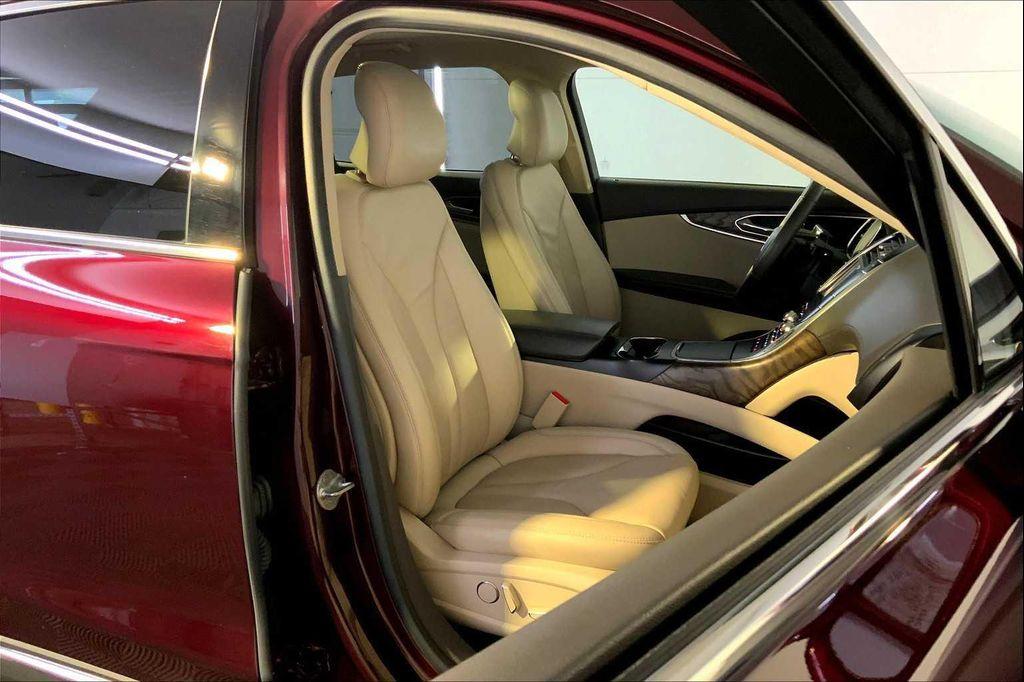 used 2019 Lincoln Nautilus car, priced at $22,712