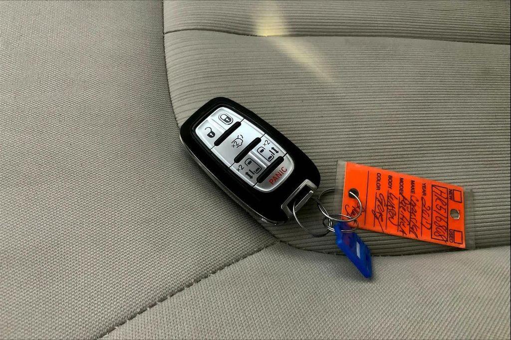 used 2017 Chrysler Pacifica car, priced at $12,987