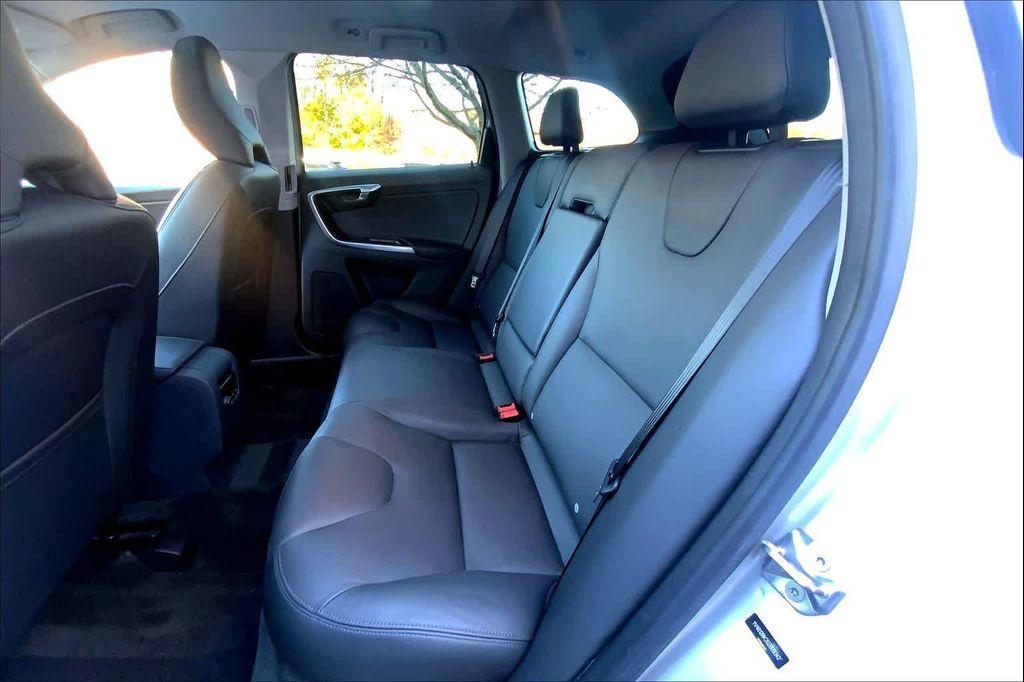 used 2016 Volvo XC60 car, priced at $13,987