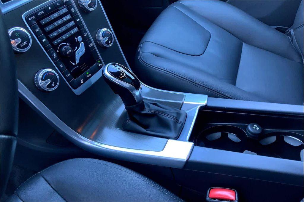used 2016 Volvo XC60 car, priced at $13,987