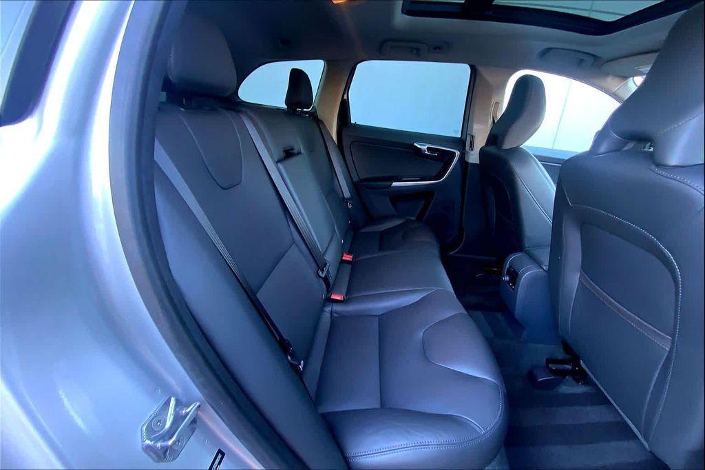 used 2016 Volvo XC60 car, priced at $13,987