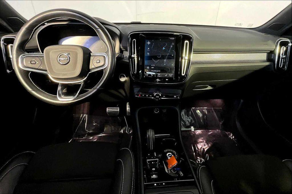used 2021 Volvo XC40 car, priced at $27,987