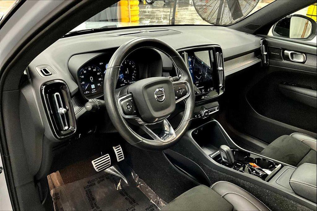 used 2021 Volvo XC40 car, priced at $27,987