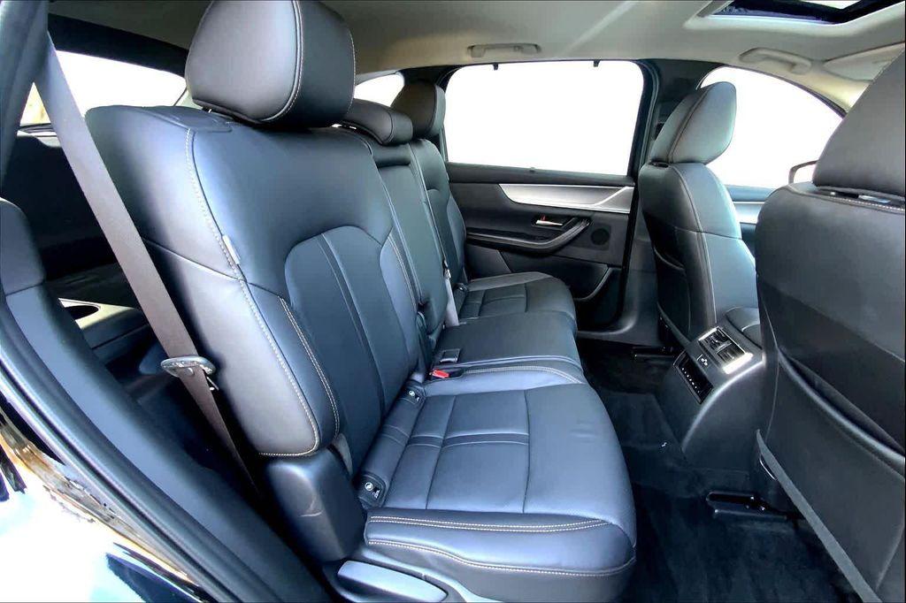 used 2024 Mazda CX-90 PHEV car, priced at $31,411