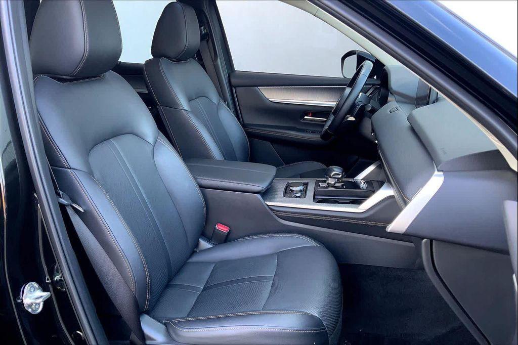 used 2024 Mazda CX-90 PHEV car, priced at $31,411