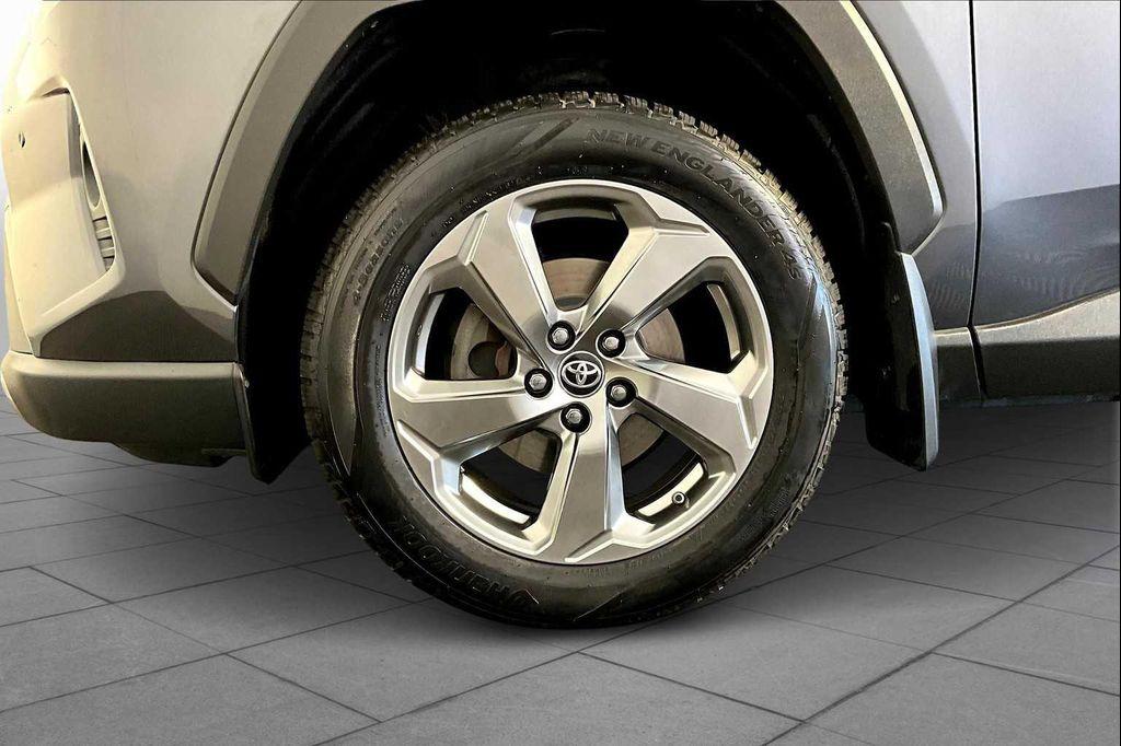 used 2019 Toyota RAV4 Hybrid car, priced at $28,411