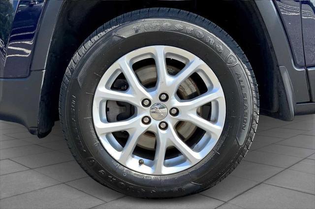 used 2014 Jeep Cherokee car, priced at $13,311