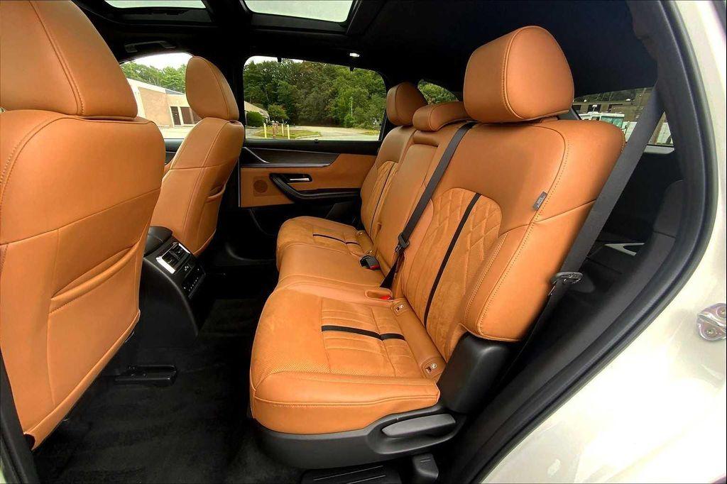 used 2025 Mazda CX-70 car, priced at $43,787