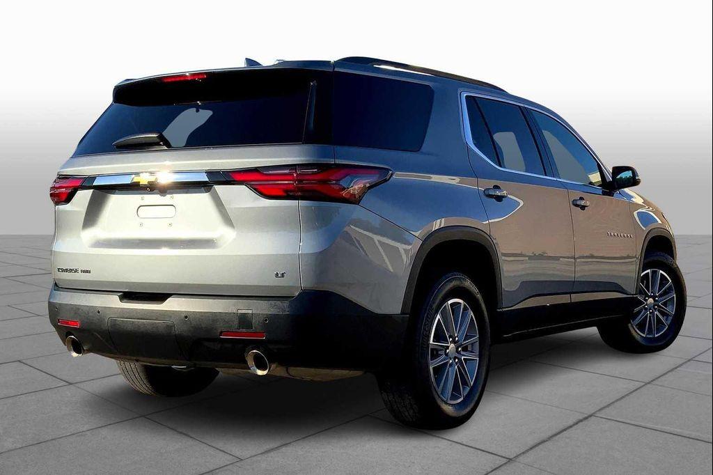 used 2023 Chevrolet Traverse car, priced at $28,912