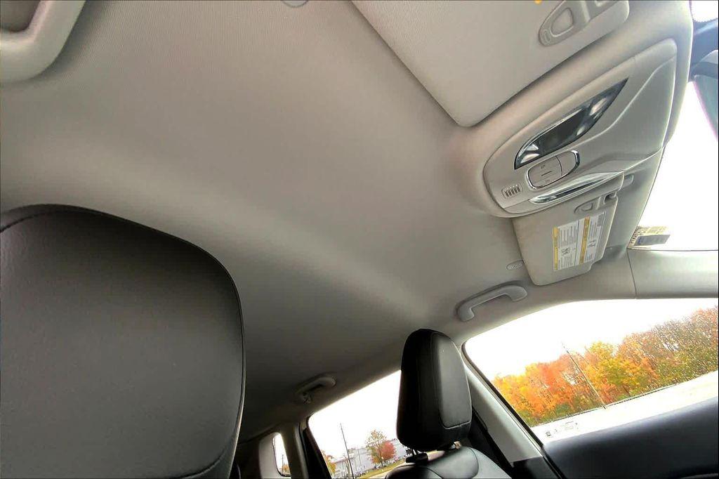 used 2021 Jeep Compass car, priced at $18,487