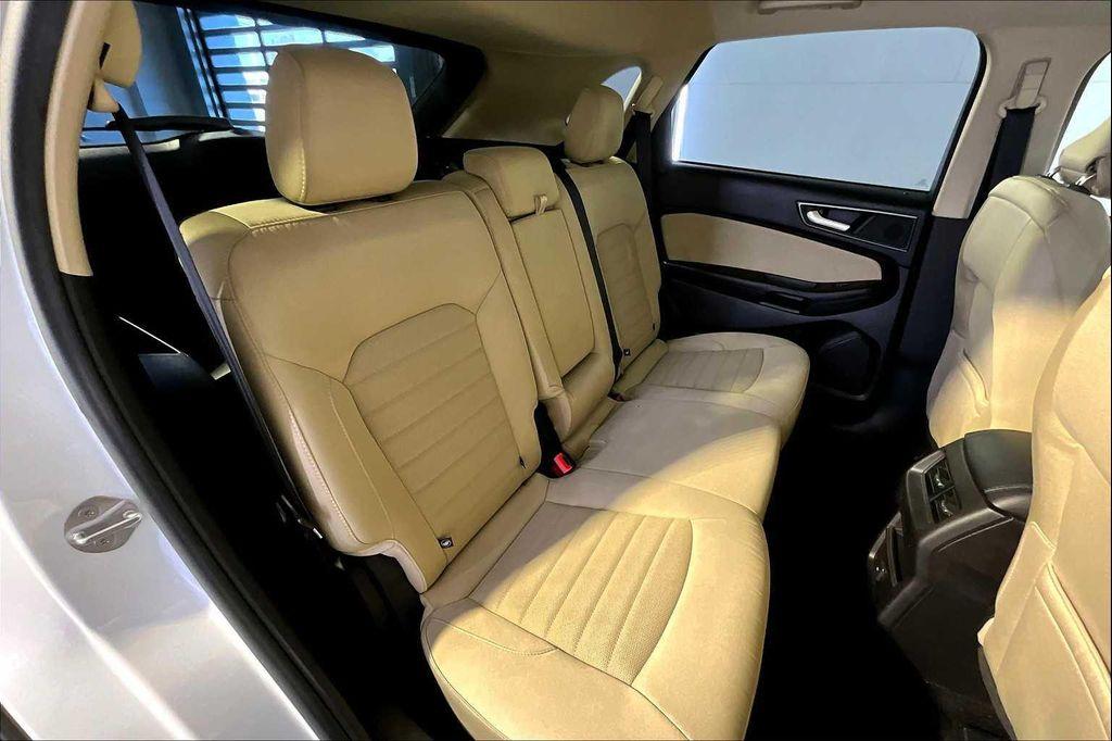 used 2015 Ford Edge car, priced at $10,911