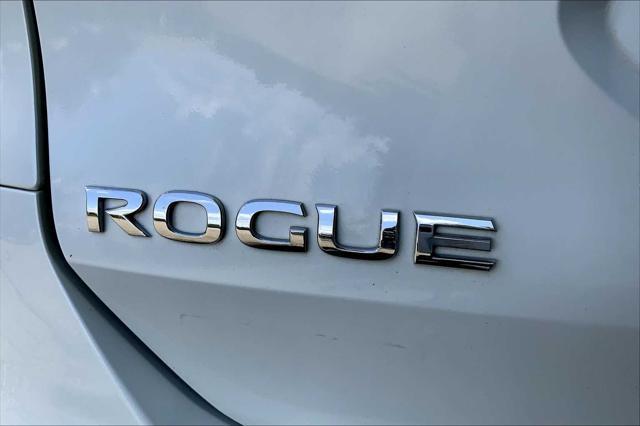 used 2015 Nissan Rogue car, priced at $11,987