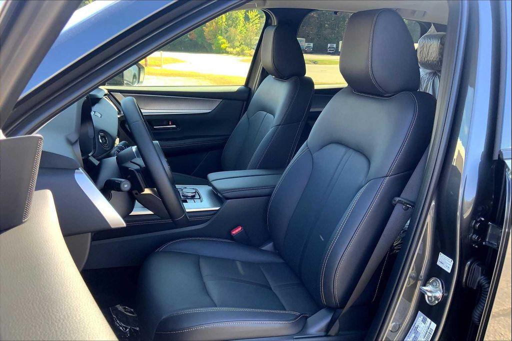 new 2025 Mazda CX-90 car, priced at $43,895