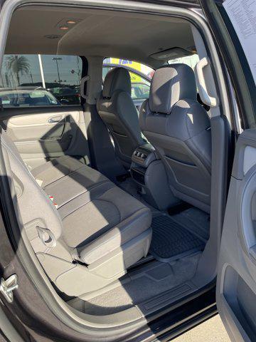 used 2015 Chevrolet Traverse car, priced at $9,337