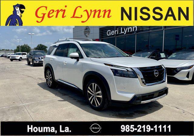new 2025 Nissan Pathfinder car, priced at $48,862