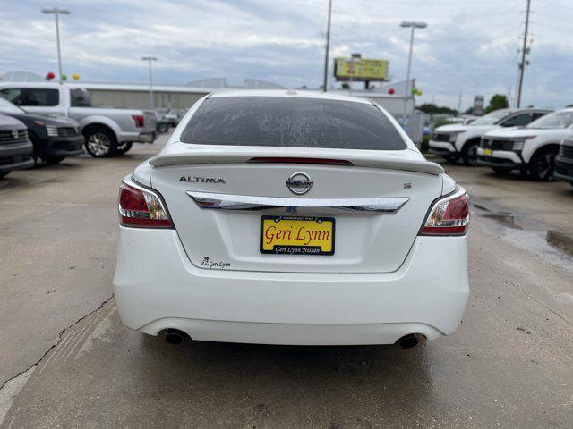used 2015 Nissan Altima car, priced at $9,289