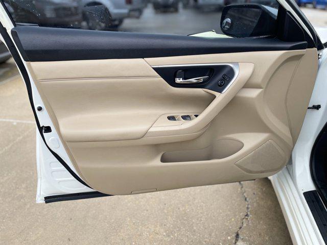 used 2015 Nissan Altima car, priced at $9,289
