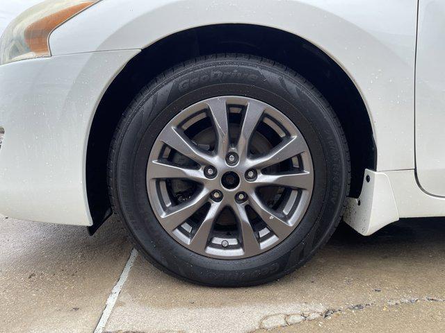 used 2015 Nissan Altima car, priced at $9,289