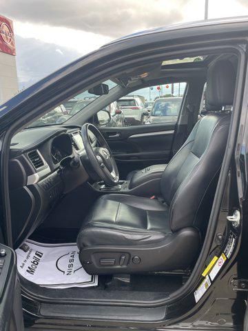 used 2015 Toyota Highlander car, priced at $17,858