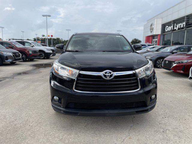 used 2015 Toyota Highlander car, priced at $17,858