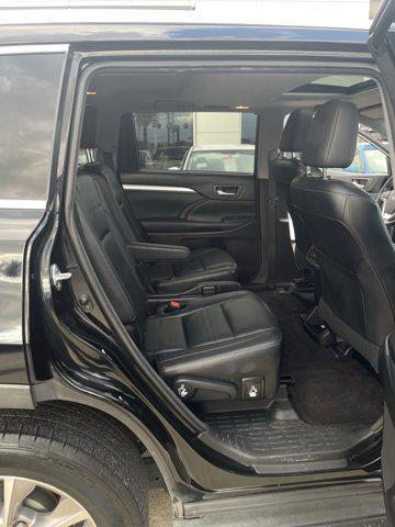 used 2015 Toyota Highlander car, priced at $17,858