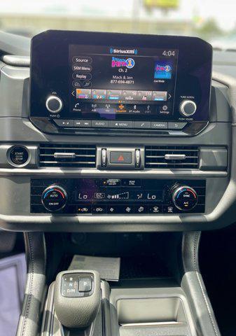 new 2025 Nissan Pathfinder car, priced at $35,429