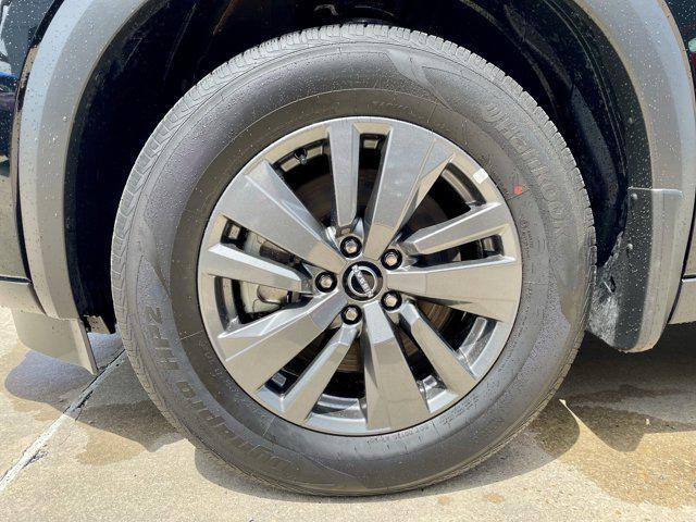 new 2025 Nissan Pathfinder car, priced at $35,429