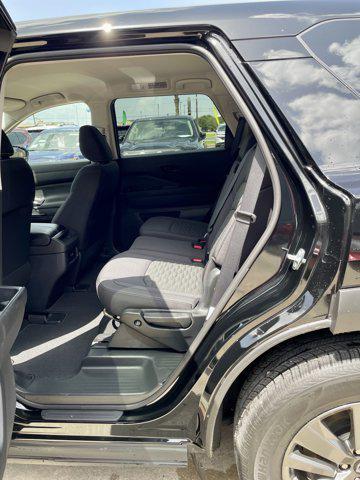 new 2025 Nissan Pathfinder car, priced at $35,429