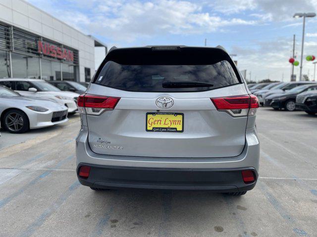 used 2019 Toyota Highlander car, priced at $25,999