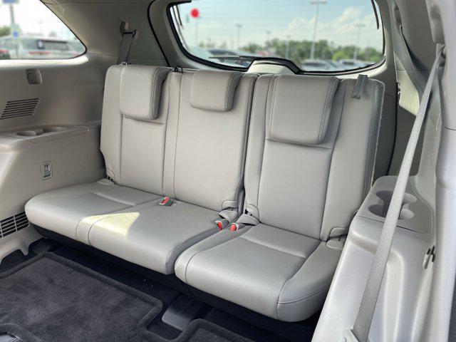used 2014 Toyota Highlander car, priced at $18,660
