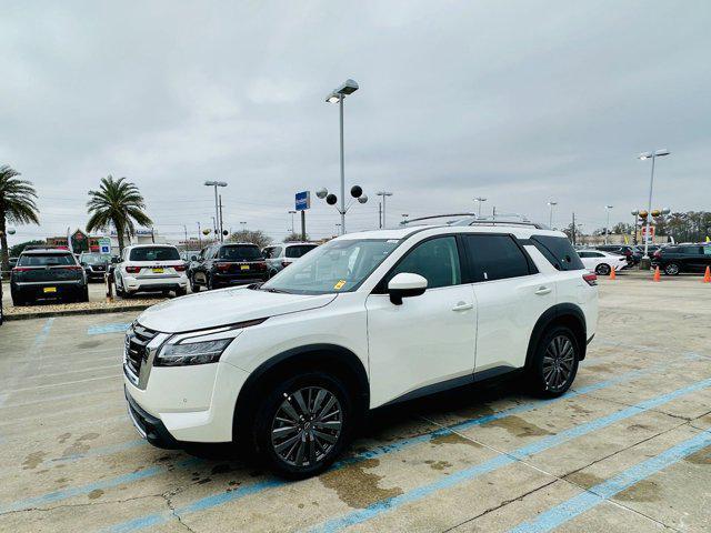 new 2024 Nissan Pathfinder car, priced at $43,996