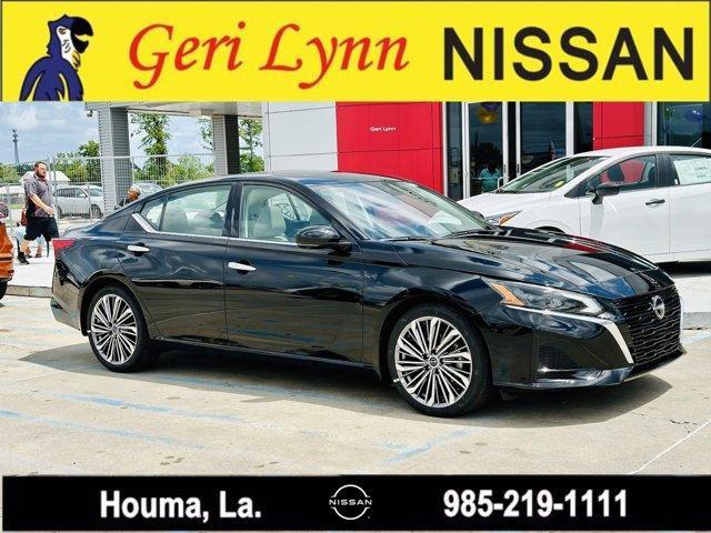 new 2024 Nissan Altima car, priced at $33,079