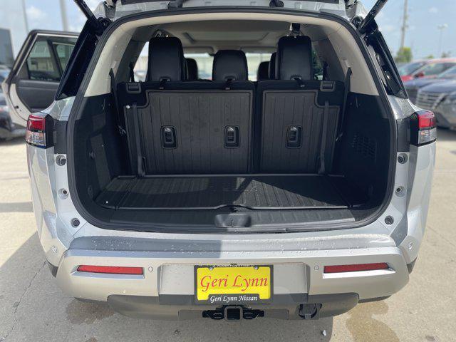 new 2025 Nissan Pathfinder car, priced at $48,232