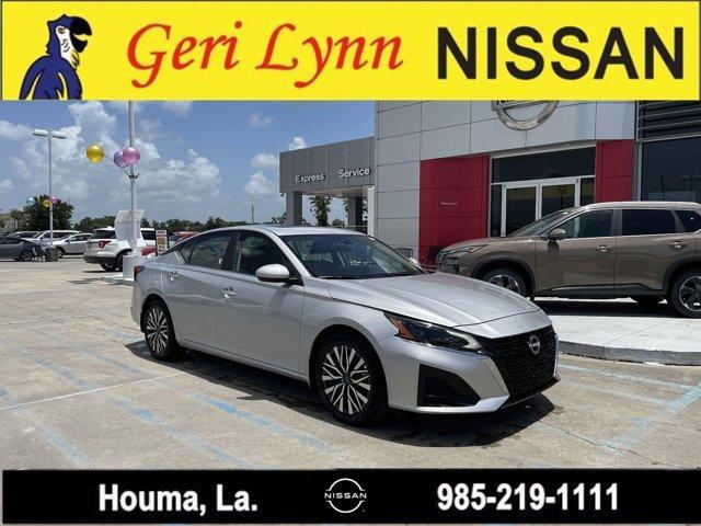 new 2024 Nissan Altima car, priced at $28,677